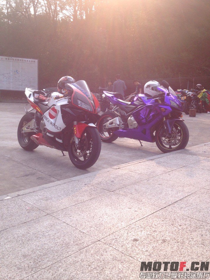 QQ图片20140324211418.jpg