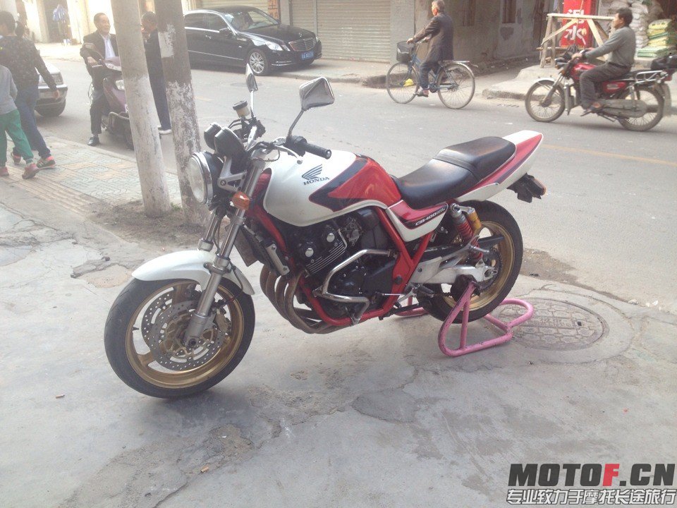 QQ图片20140324211159.jpg