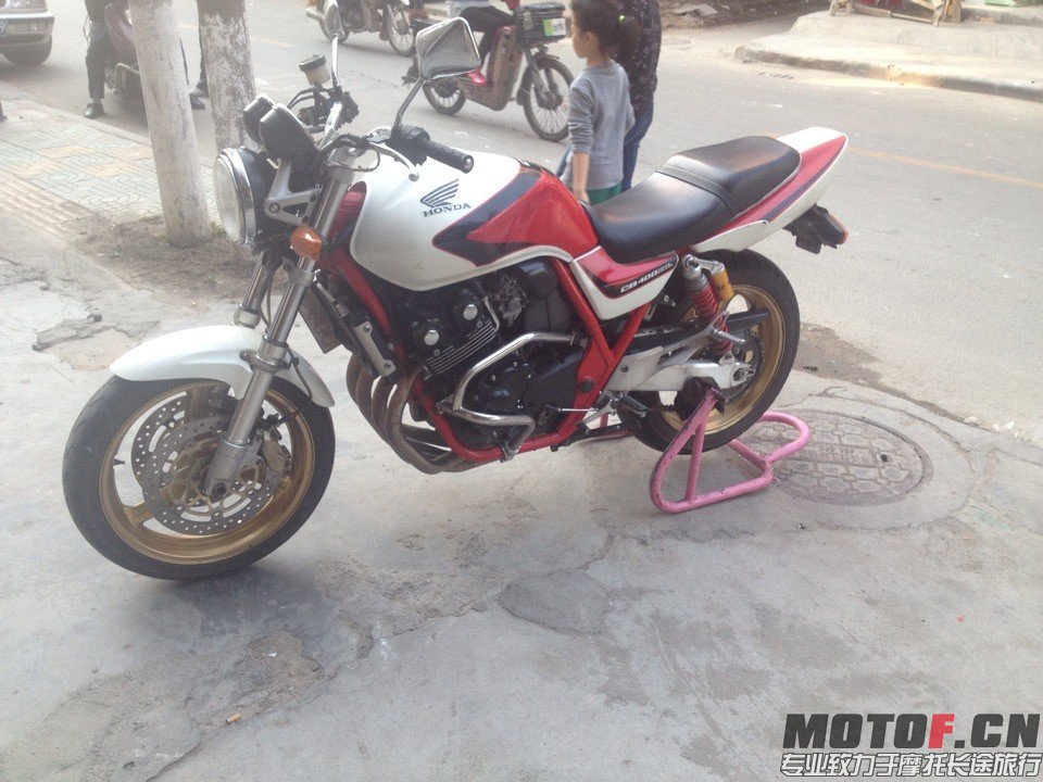 QQ图片20140324211211.jpg