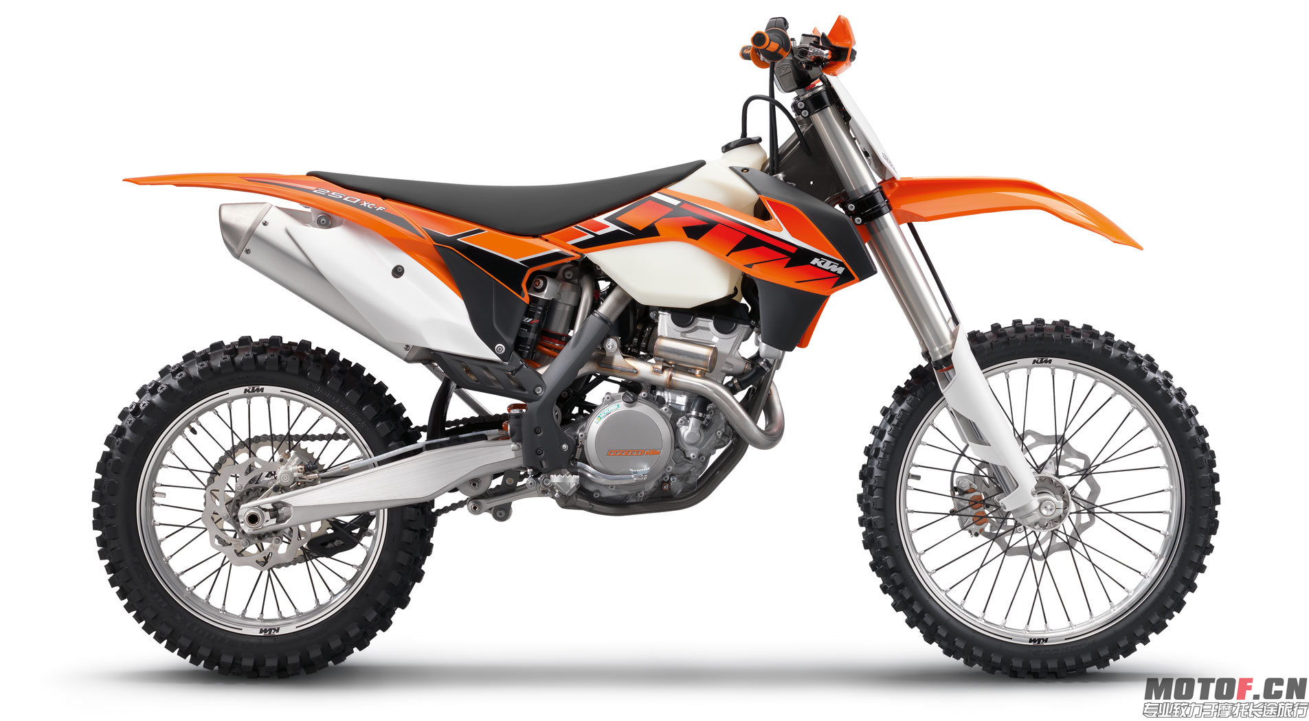 250_XC-F_90Grad_01.jpg