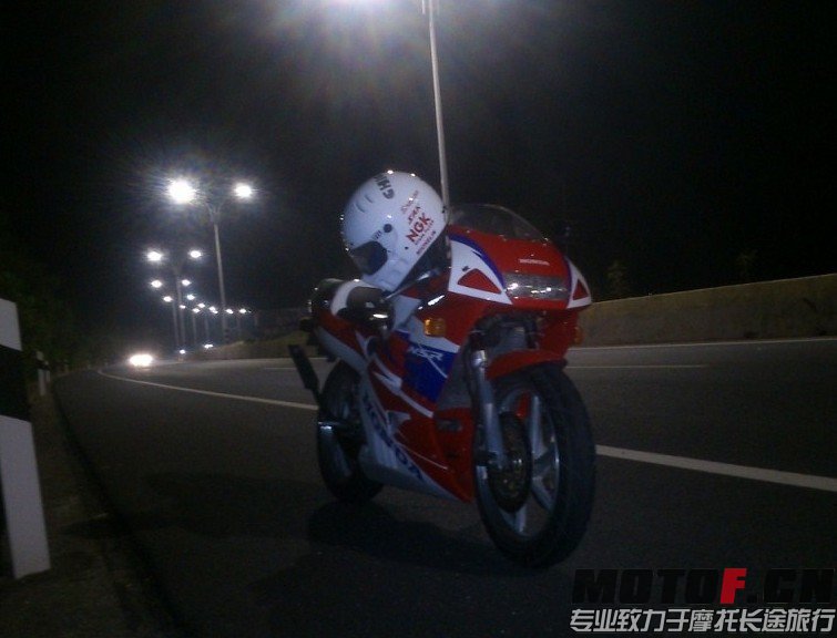 QQ图片20140326183832.jpg
