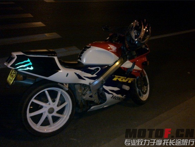 QQ图片20140326191421.jpg