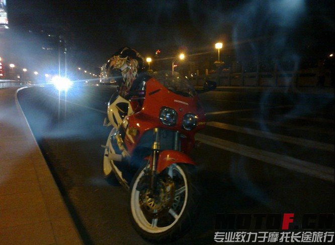 QQ图片20140326191501.jpg