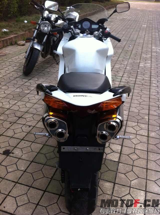 QQ图片20140325205543.jpg