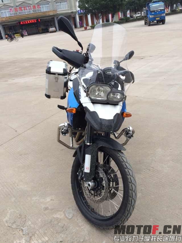 12年F800GS