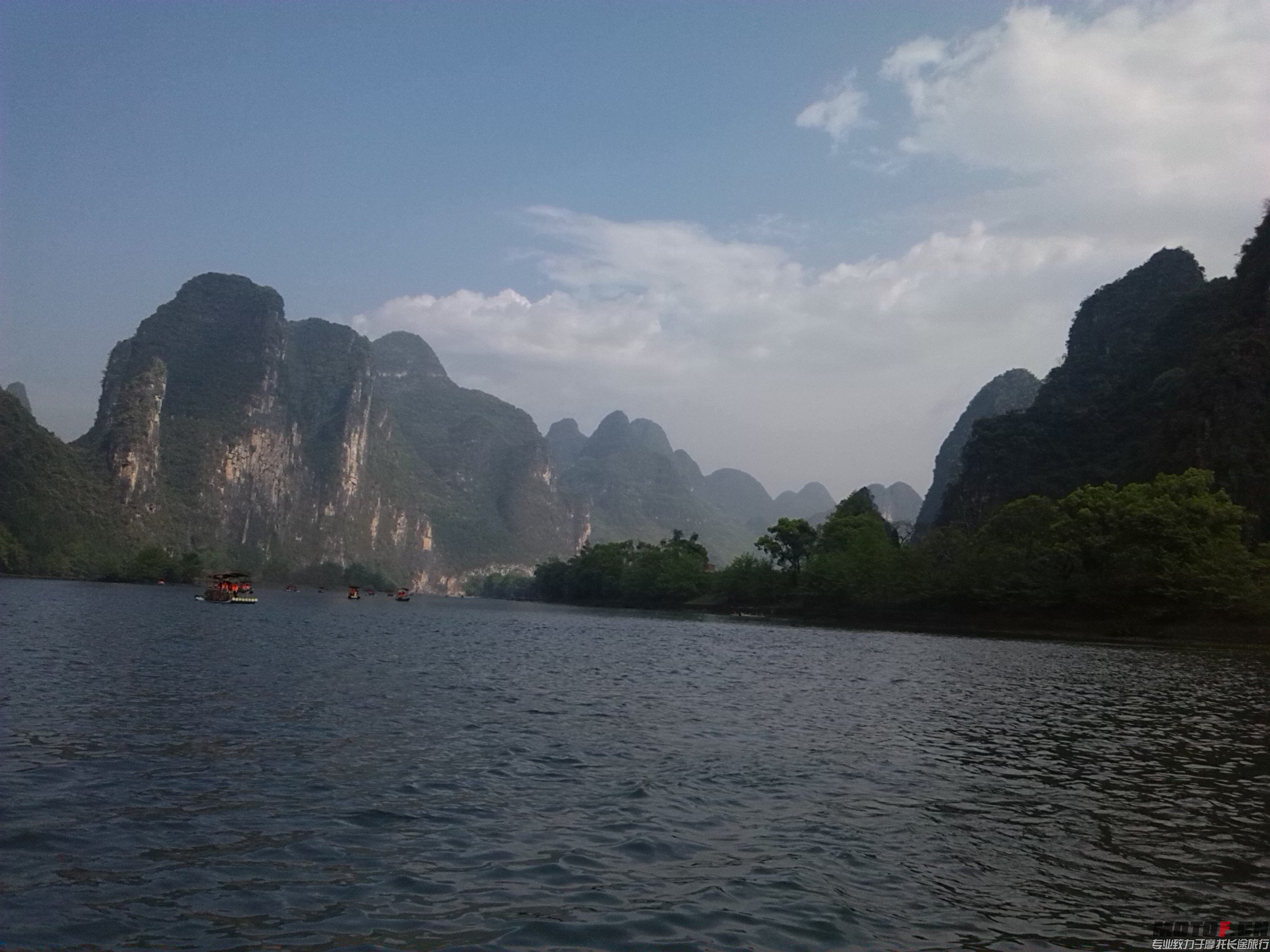 漓江漂流