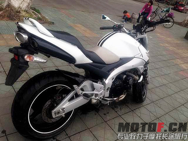 mmexport1396974257679_副本.jpg