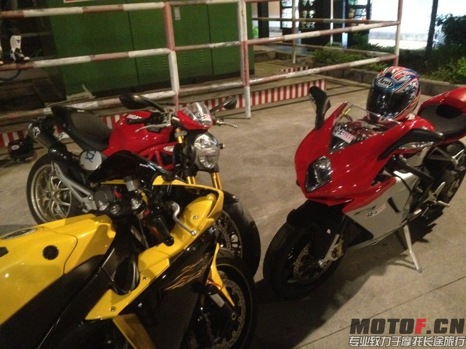 QQ图片20140410021903.jpg