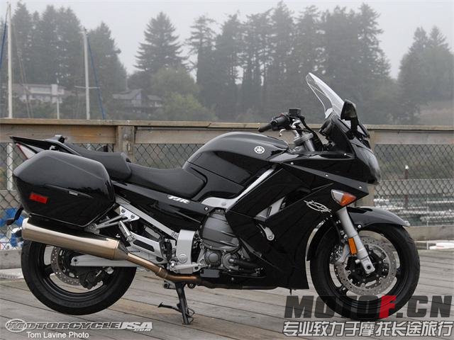 2009-Yamaha-FJR1300-5.jpg