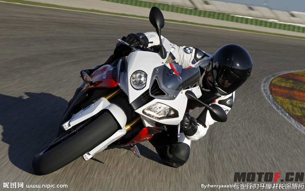 S1000