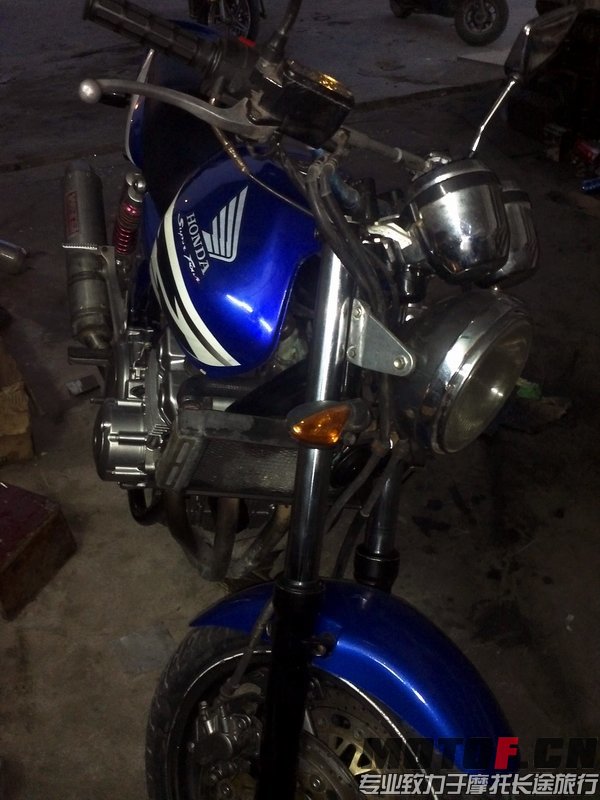 213055yu0q55qu1qj3jau5.jpg.thumb.jpg