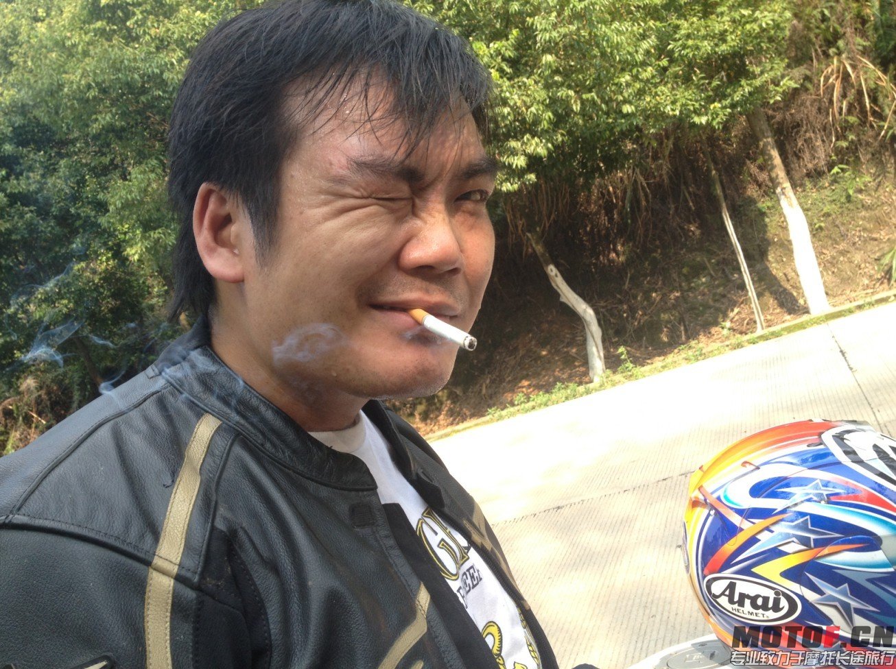 QQ图片20140414225240.jpg