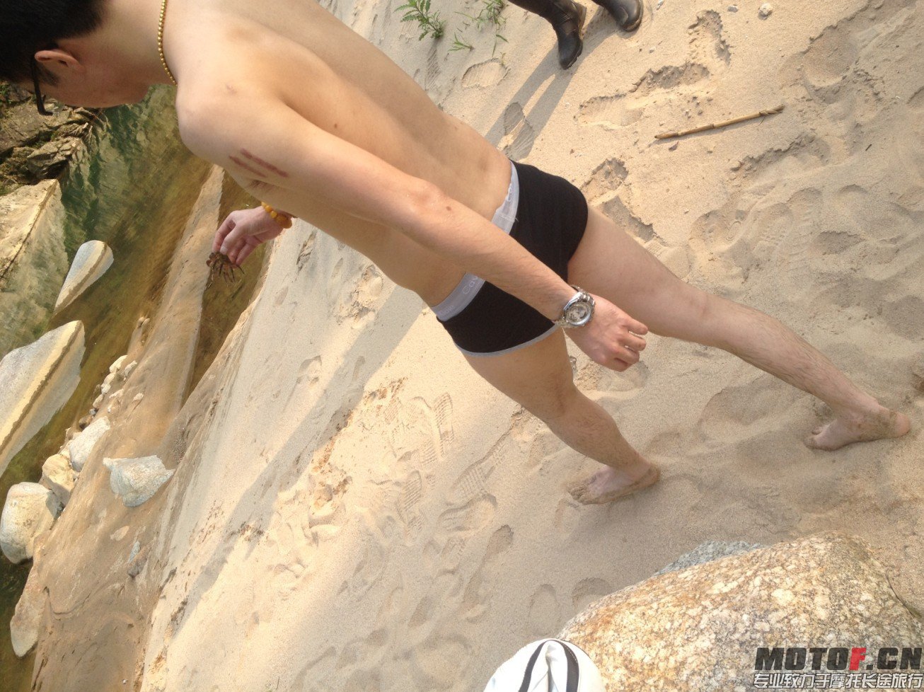 QQ图片20140414225306.jpg