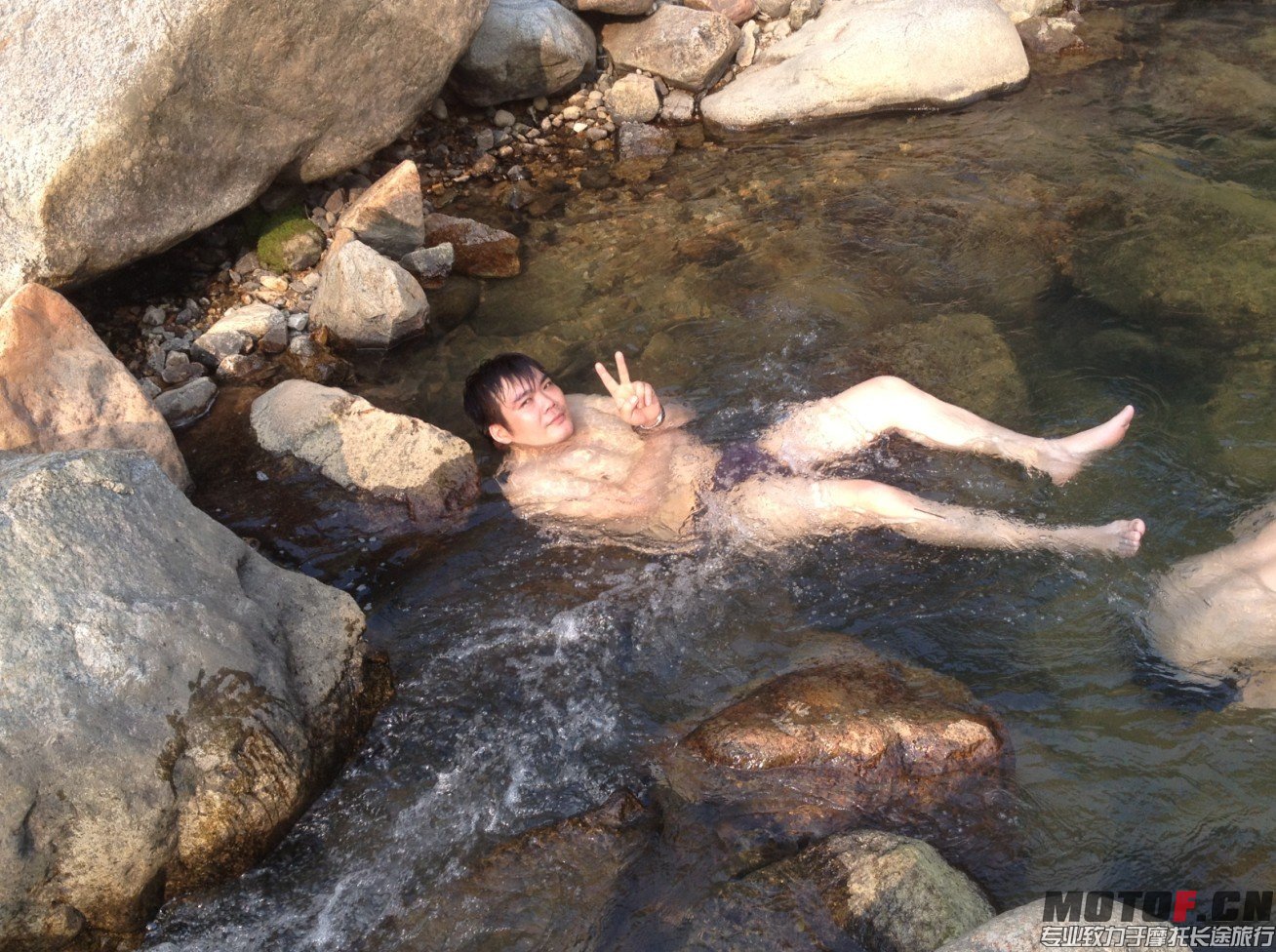 QQ图片20140414225503.jpg