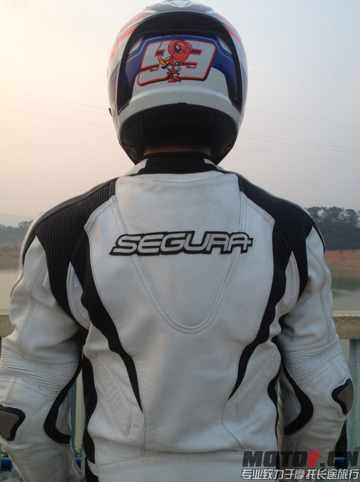QQ图片20140414225558.jpg