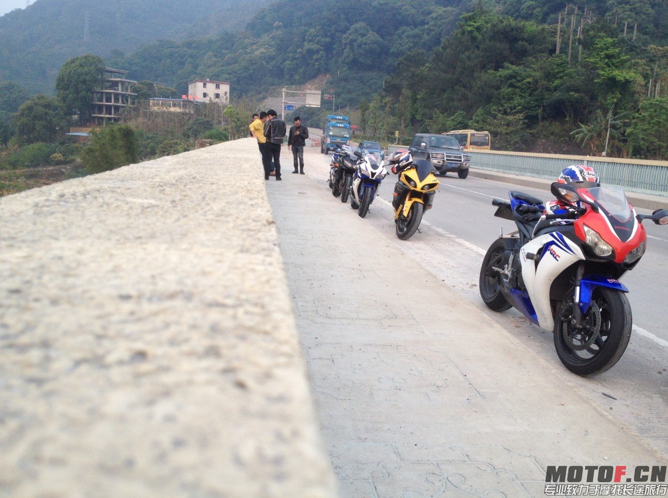 QQ图片20140414225628.jpg