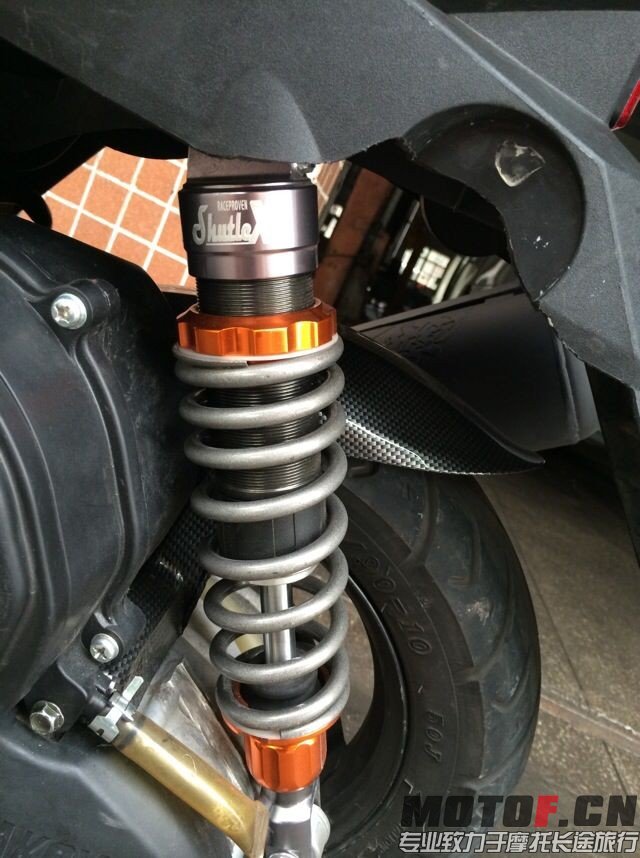 QQ图片20140415235102.jpg