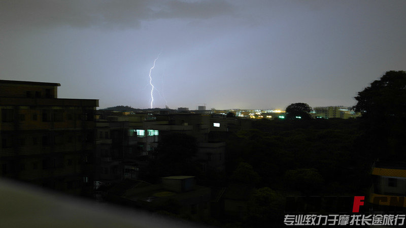 闪电之夜 高风险拍摄