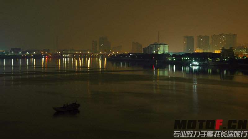 石龙夜景