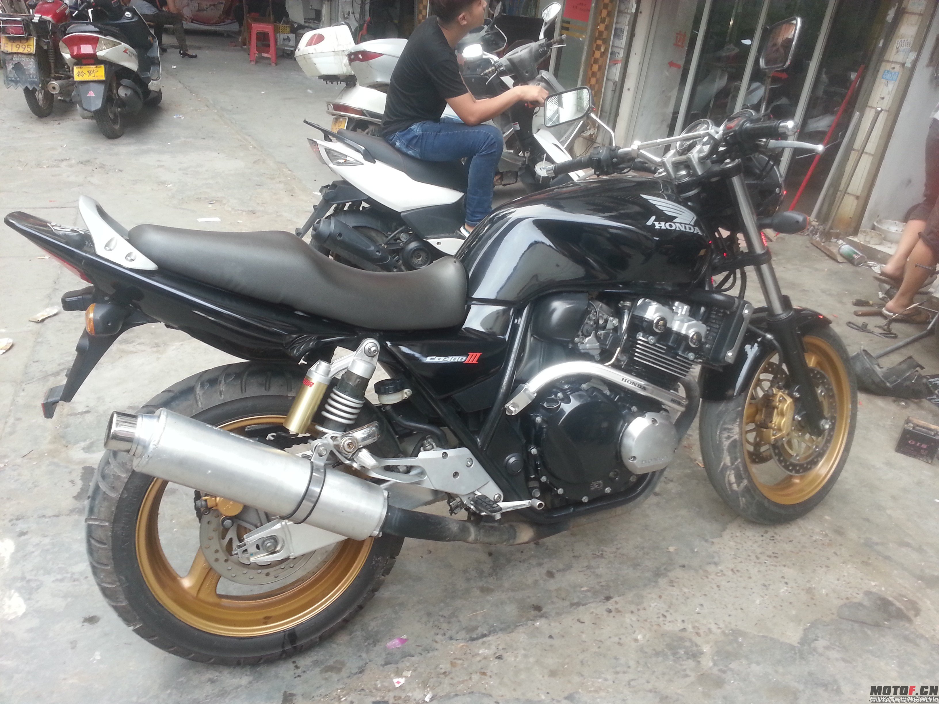 QQ图片20140421115244.jpg
