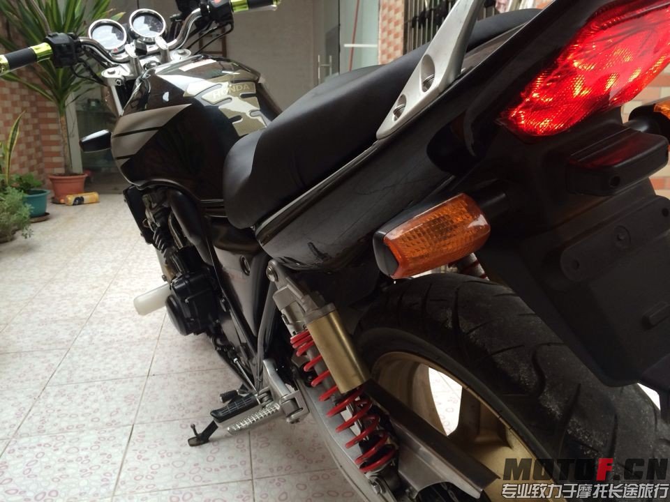 QQ图片20140420125709.jpg