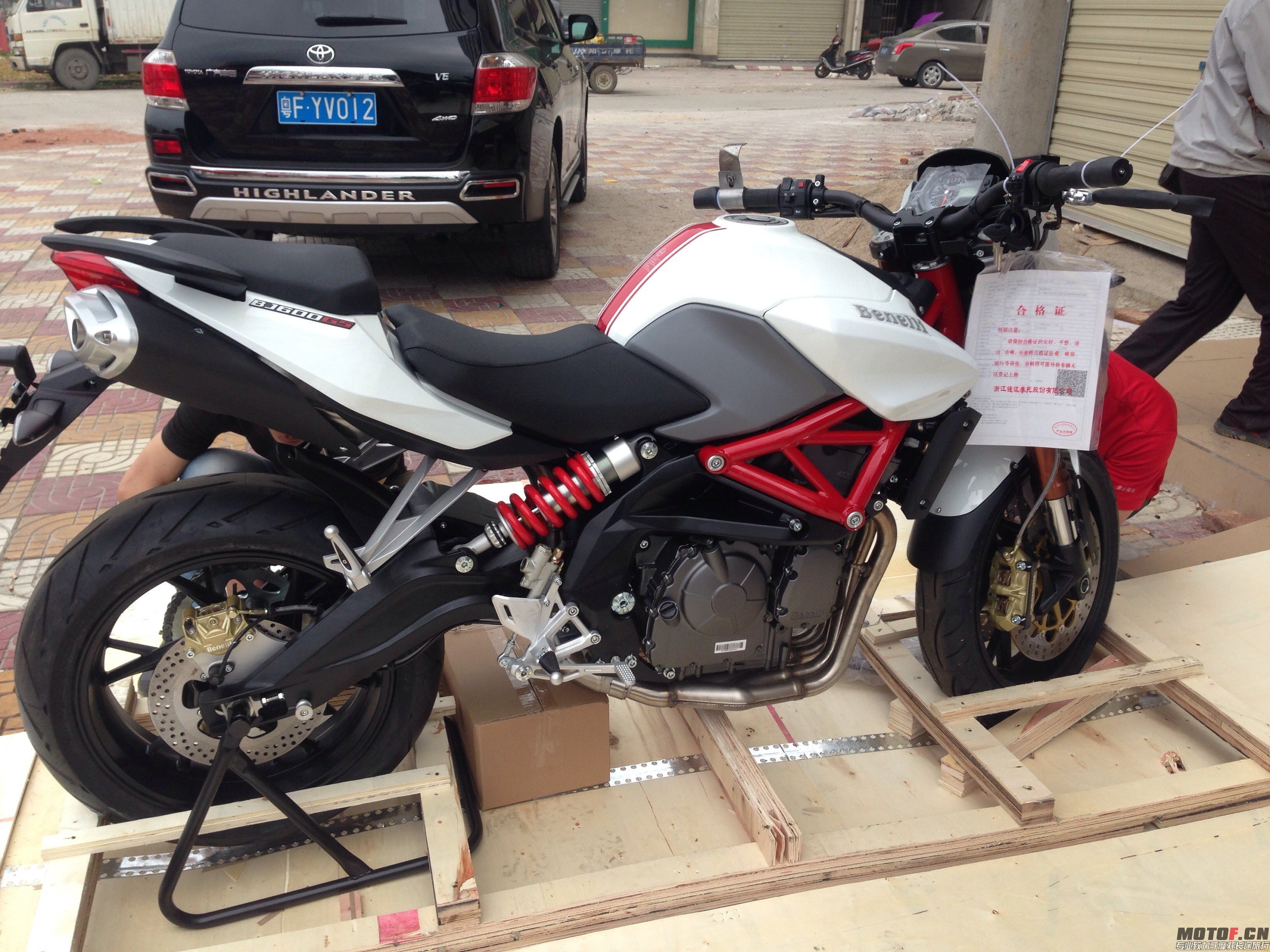 QQ图片20140425124330.jpg