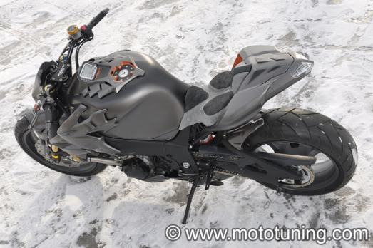suzuki-gsxr-showyo-iron-gixx-07-02f01.png