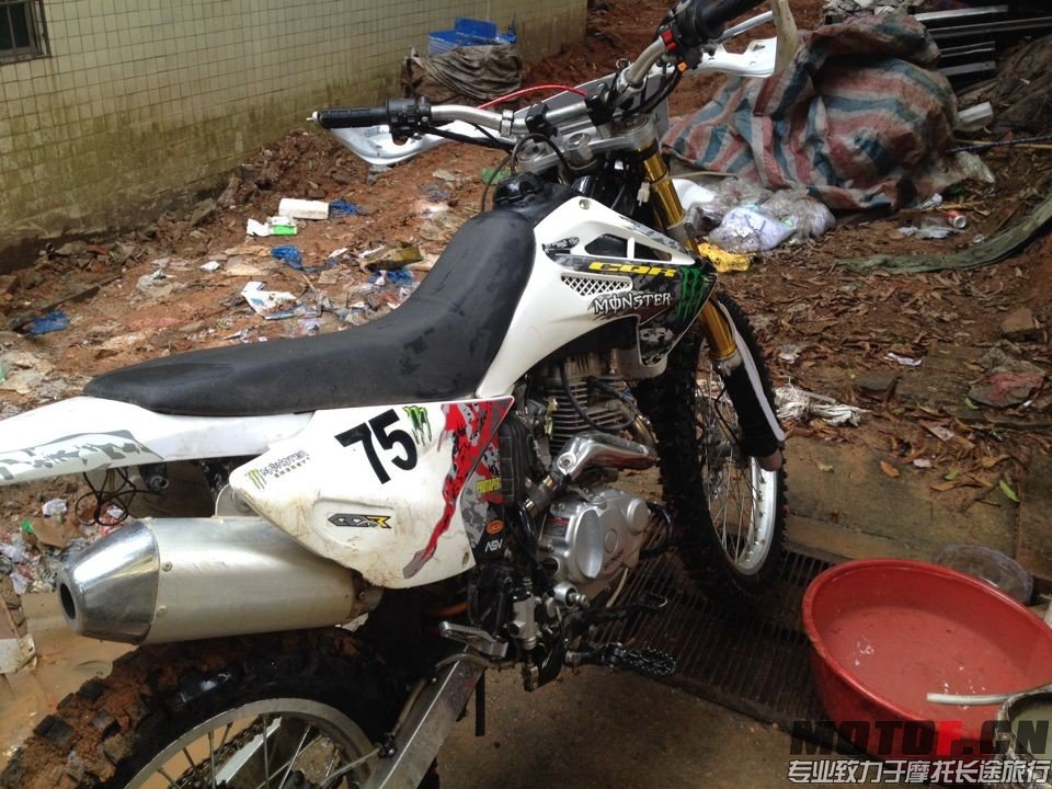 QQ图片20140427185121.jpg