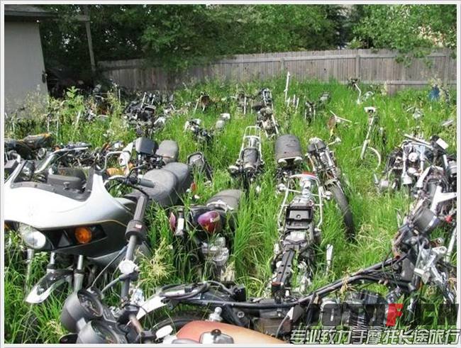 Motor Bike Junkyard_16.jpg