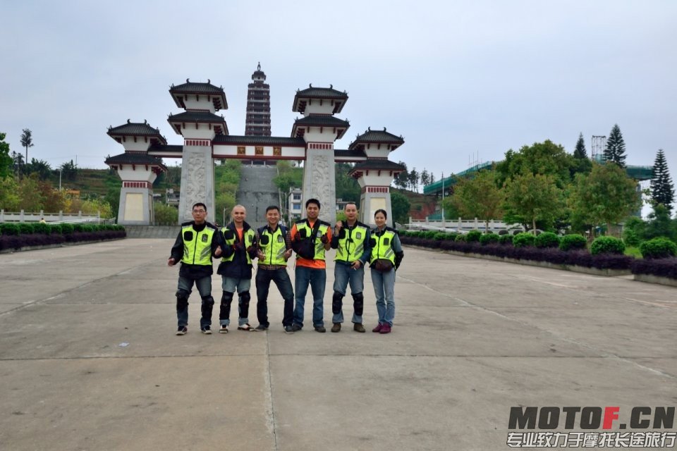QQ图片20140503222819.jpg
