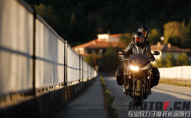 MCBXX2012XBAB.jpg