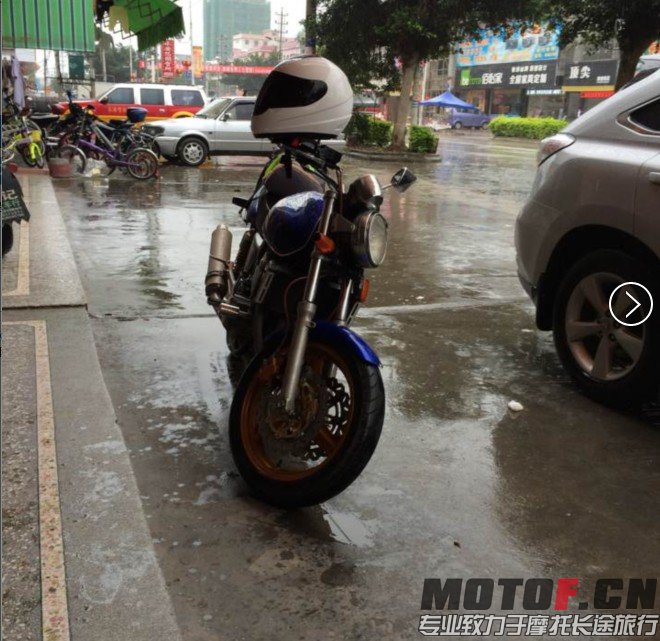 下雨，冷死了