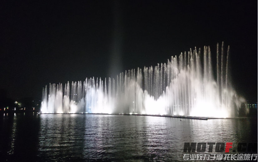 QQ截图20140504233638.jpg