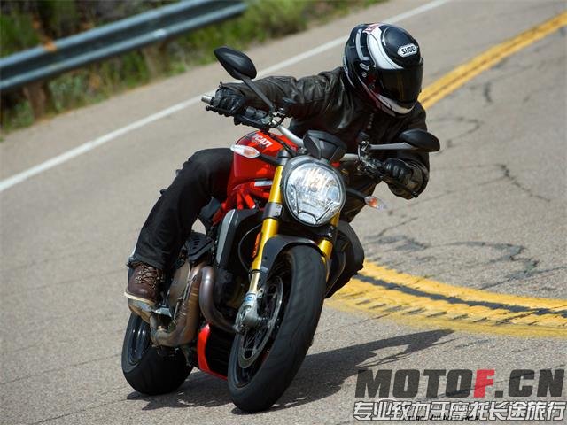 63534993236467877314_Ducati_Monster_1200S_10.jpg