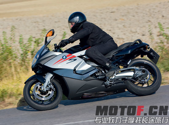 2009-BMW-K1300Sa-small.jpg