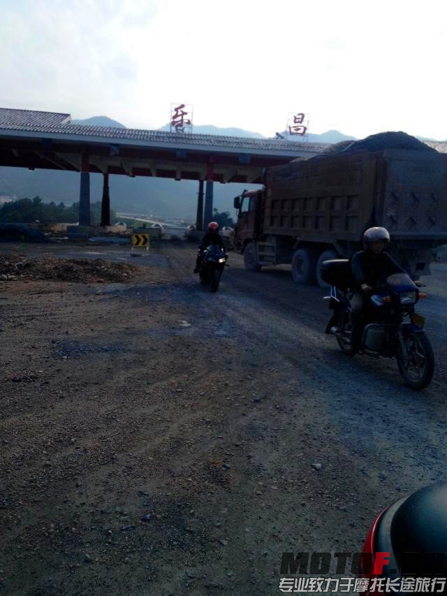 QQ图片20140515165108_副本.jpg
