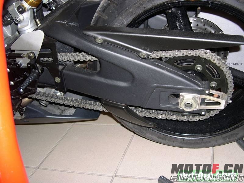 1243919090-Yamaha-YZF-R7.jpg