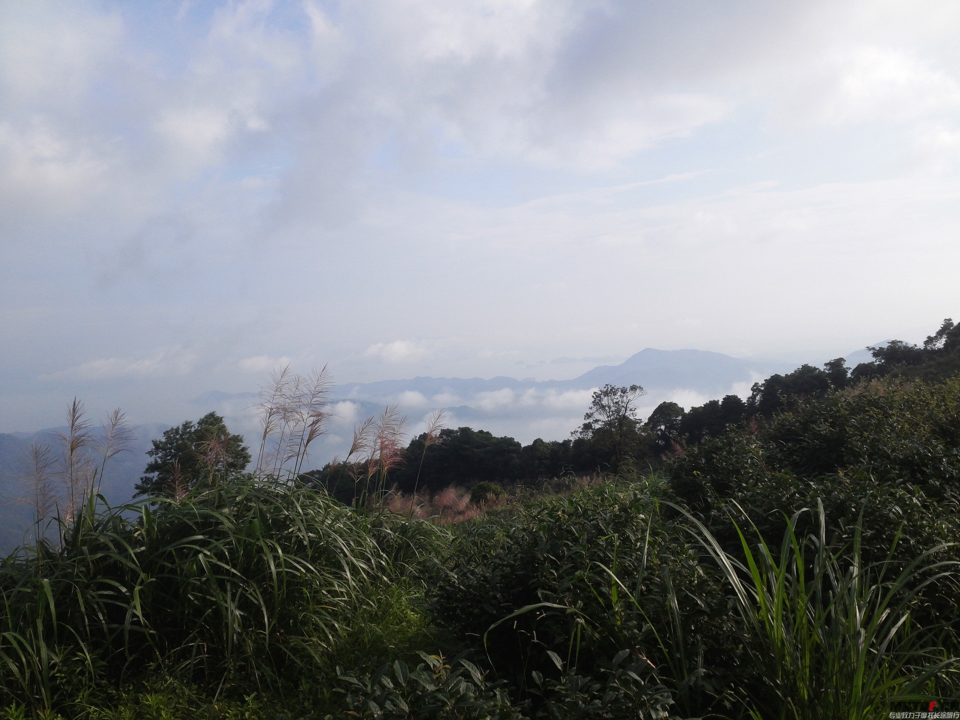 半路休息看风景