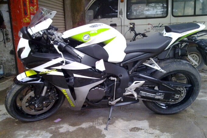 CBR4.jpg