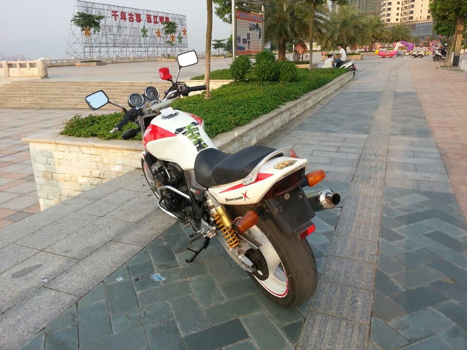 QQ图片20140614082901.jpg