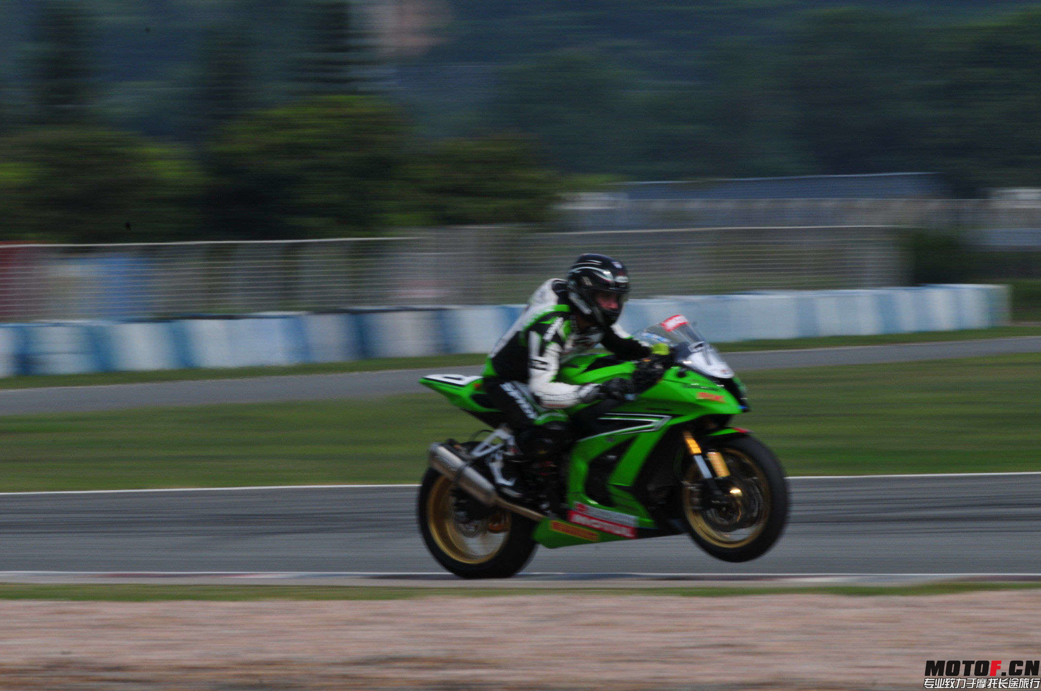 DSC_2035.jpg