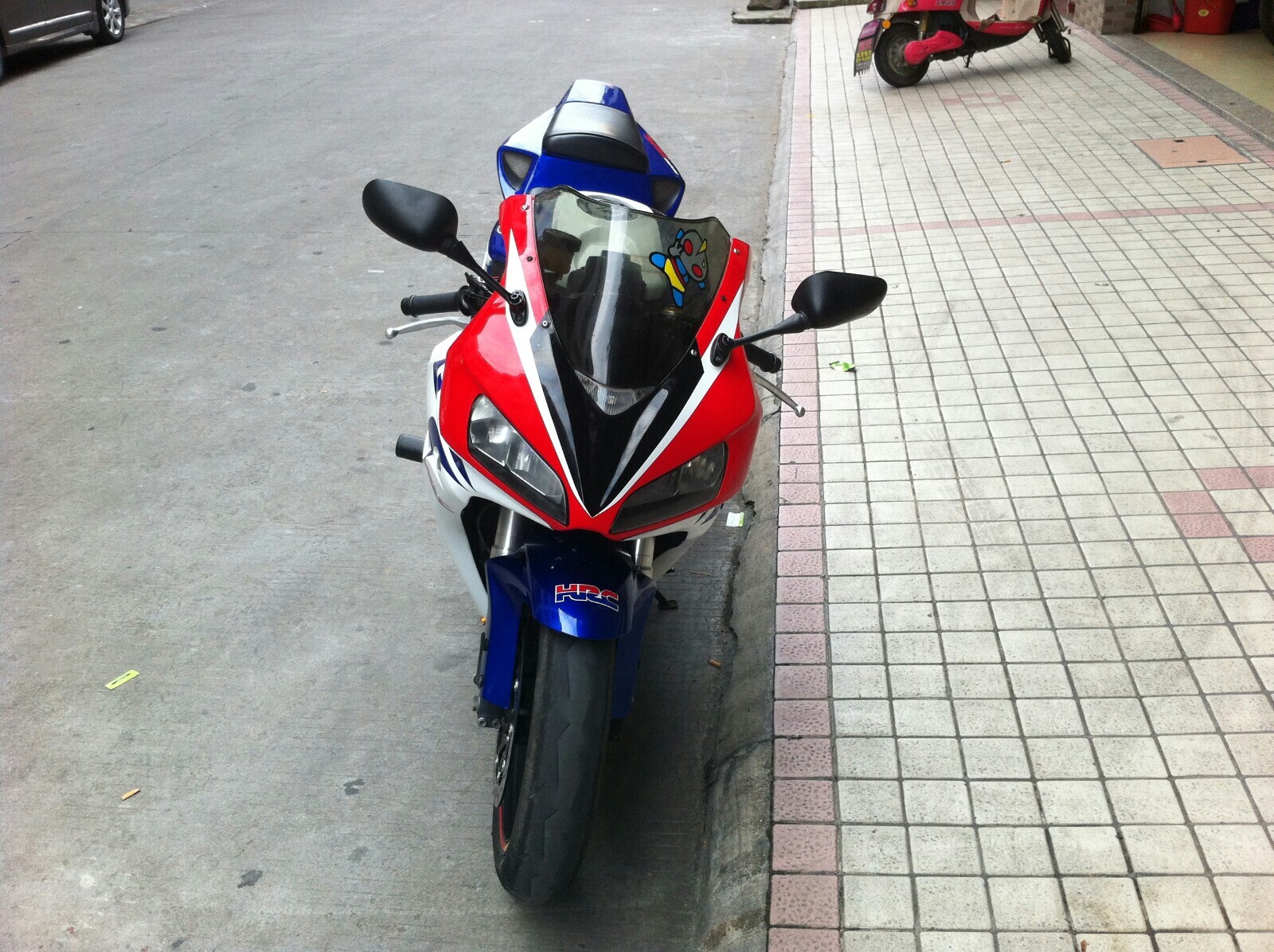 QQ图片20140616051758.jpg