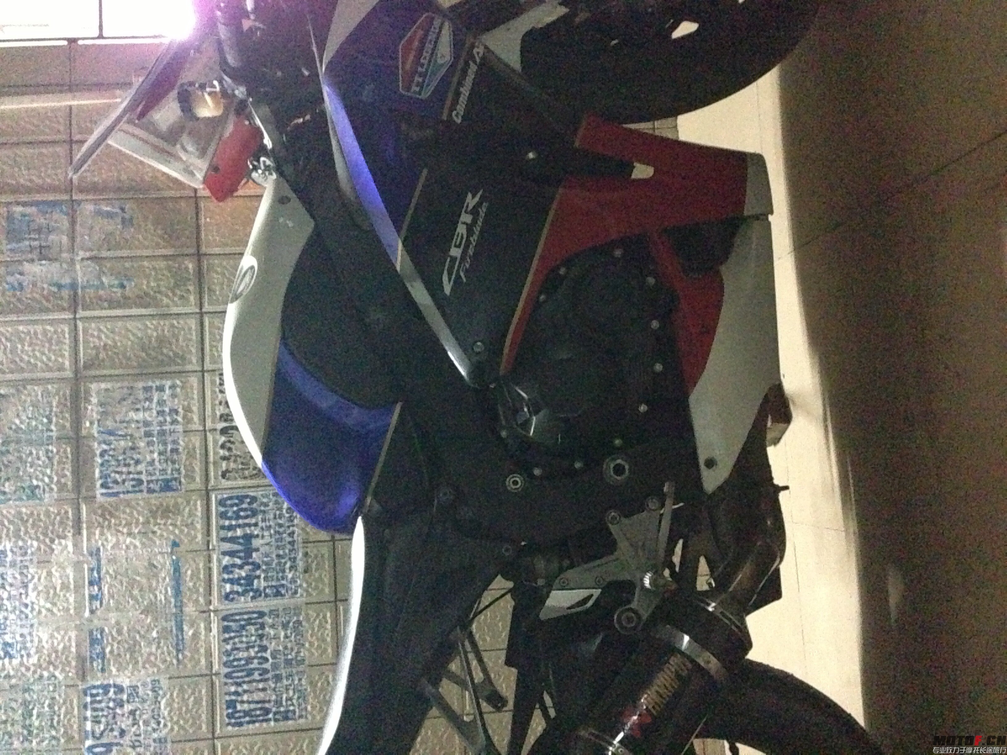 QQ图片20140621235303.jpg