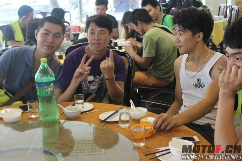 QQ图片20140623205923.jpg