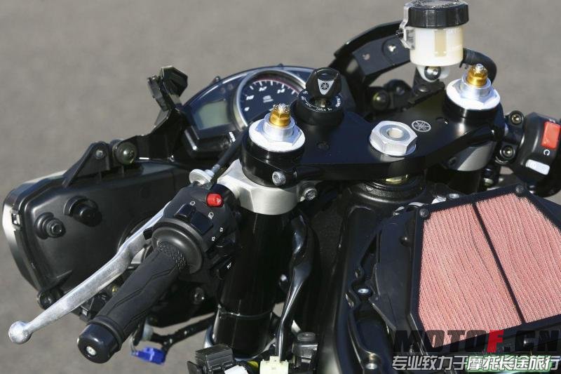 1228014170242451-Yamaha-YZF-R6.jpg
