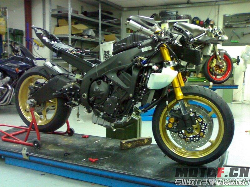 1228014513242502-Yamaha-YZF-R6.jpg