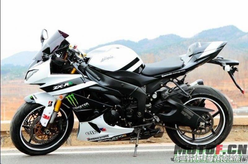1346050437041494-Kawasaki-ZX-6R.jpg