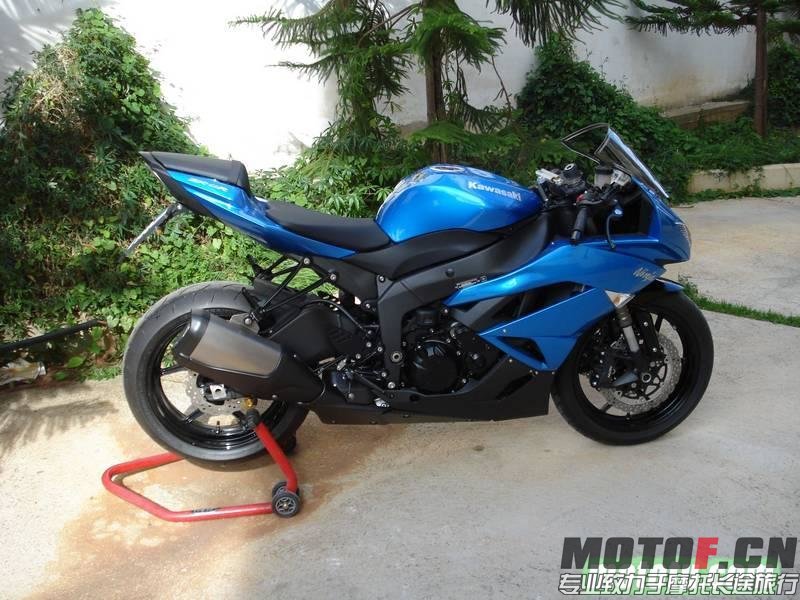 1264592571300926-Kawasaki-ZX-6R-.jpg