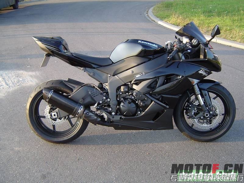 1264592528300886-Kawasaki-ZX-6R-.jpg