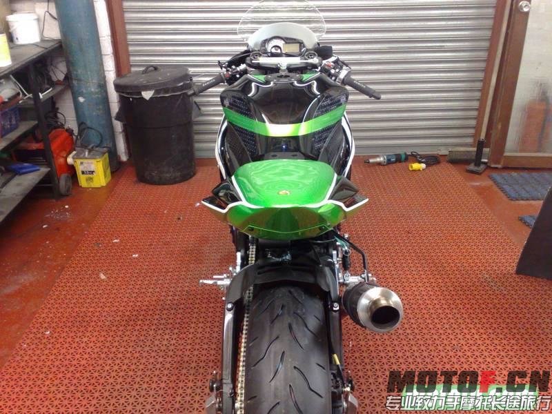1264592492300859-Kawasaki-ZX-6R-.jpg